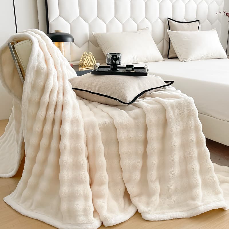 Autumn And Winter High Weight Bubble Bunny Flannel Blanket Air Conditioning Sofa Cover Blanket Gift Leisure Coral Fleece Small Blanket