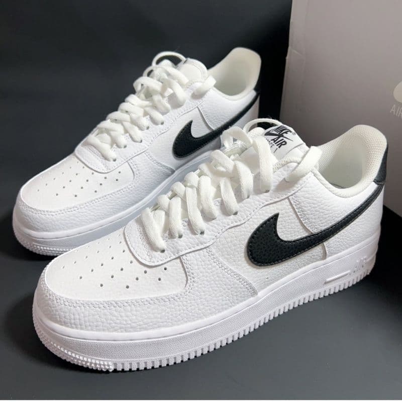 Air Fo Rce No.1 Joint Edition Sports Hommes Femmes Noir Et Blanc Ins Motif Litchi Hauteur