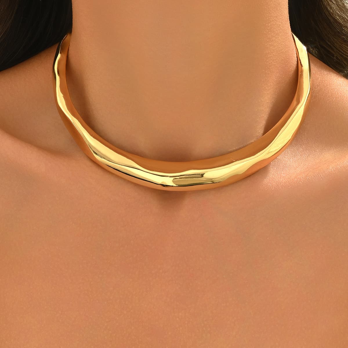 Ins Light Luxury Necklace Female Personality Exaggerated Geometric Wave Design Collar High End Sense All Match Necklace