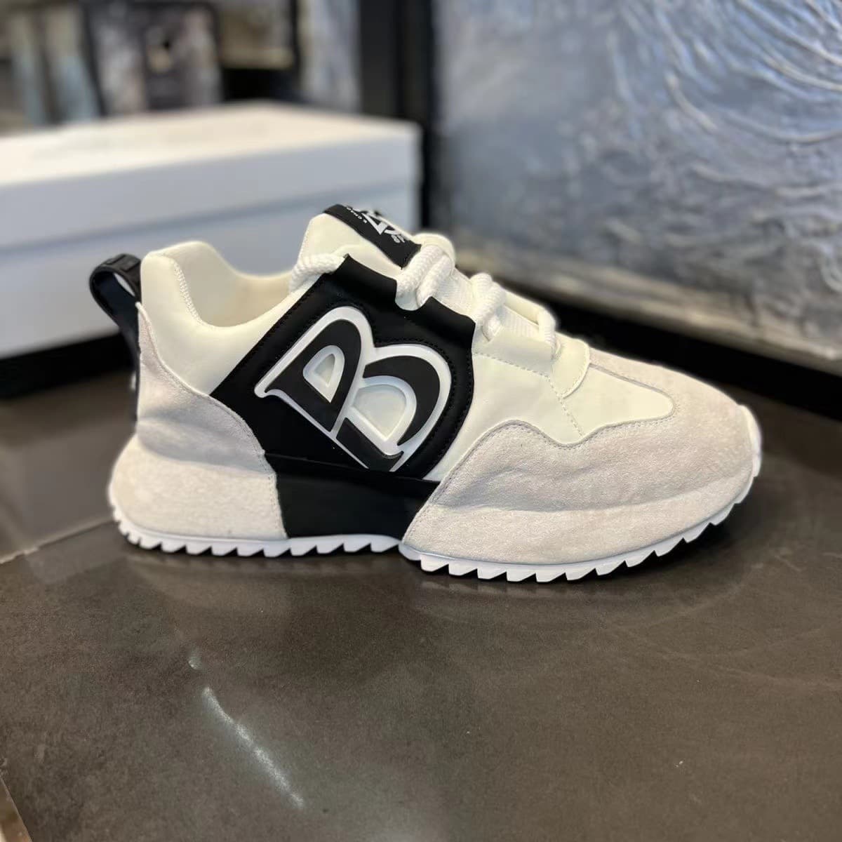 Men's Shoes New Men's Versatile Casual Sports Shoes Comfortable Inner Height Increase Soft Sole Lightweight Dad Shoes