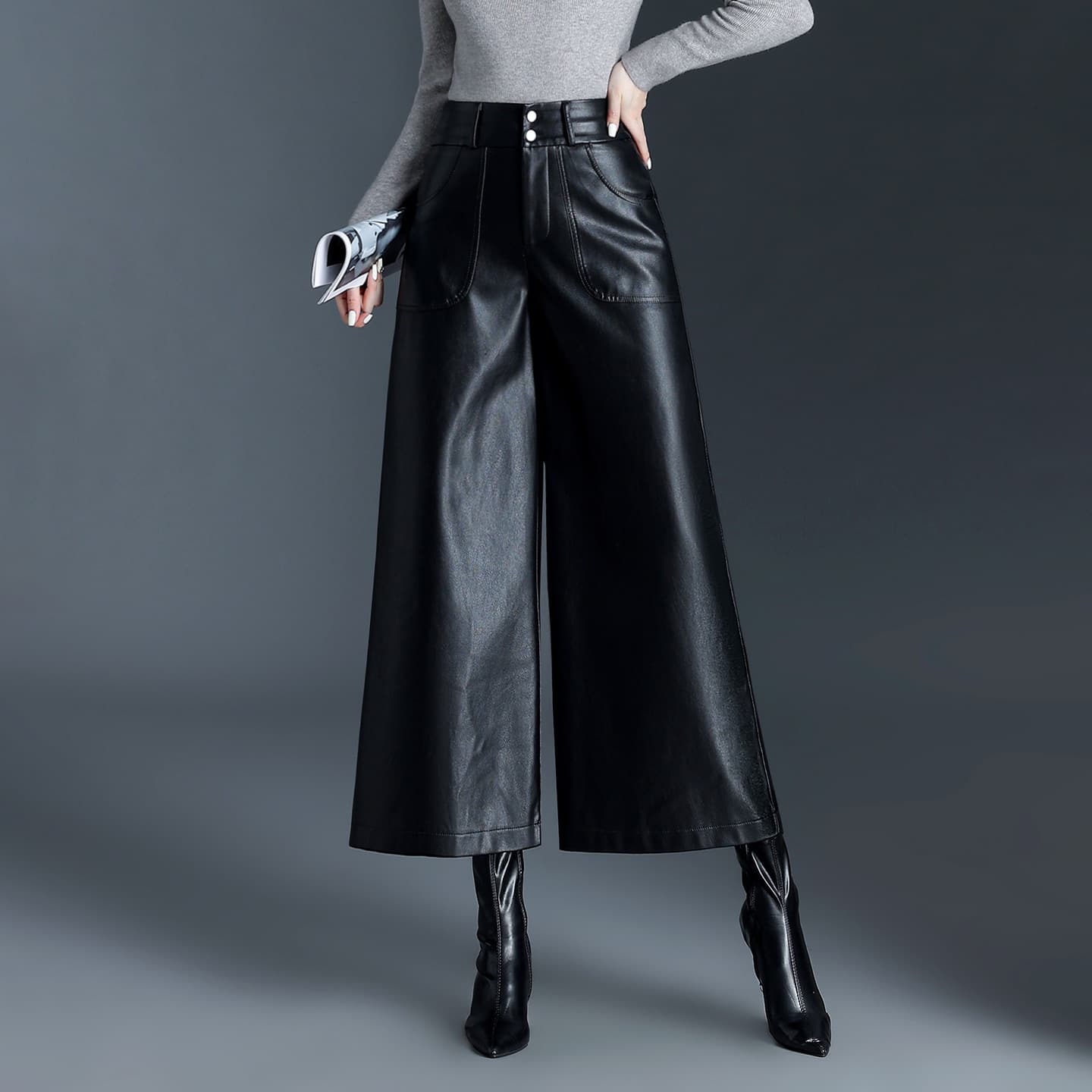 Women's Flared Faux Leather Pants – Fleece-Lined & High-Waisted – Winter Warm & Stylish