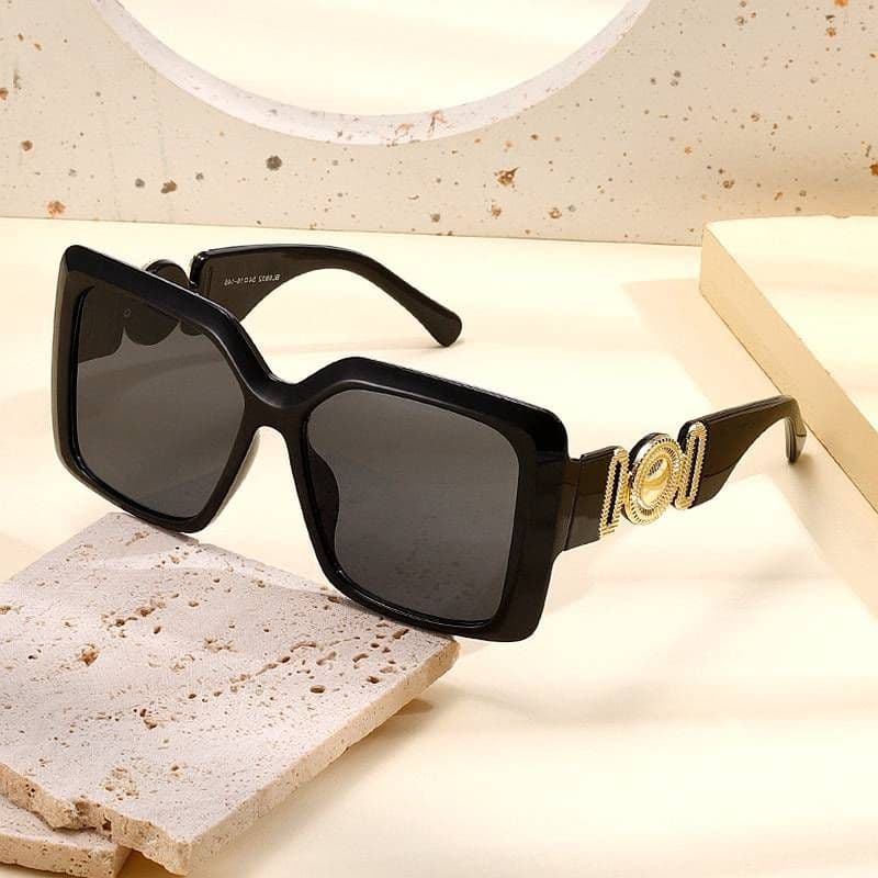 VOOTHOST Popular Square Sunglasses Women Retro Brand Men Trending Travel Sun Glasses Female Shades UV400 Oculus V0082