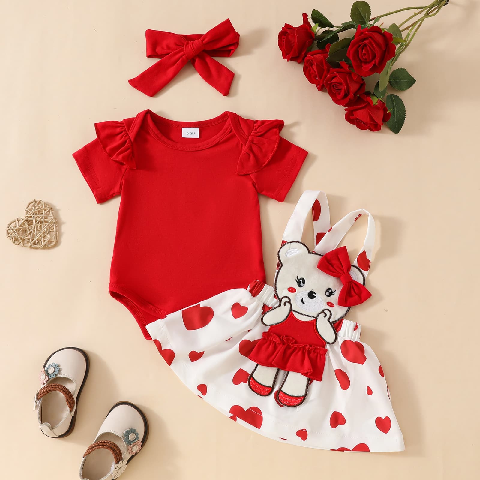 Mother & Kids sweet and cute cartoon bear love baby girl solid color short-sleeved top suspender skirt hairband summer skirt suit