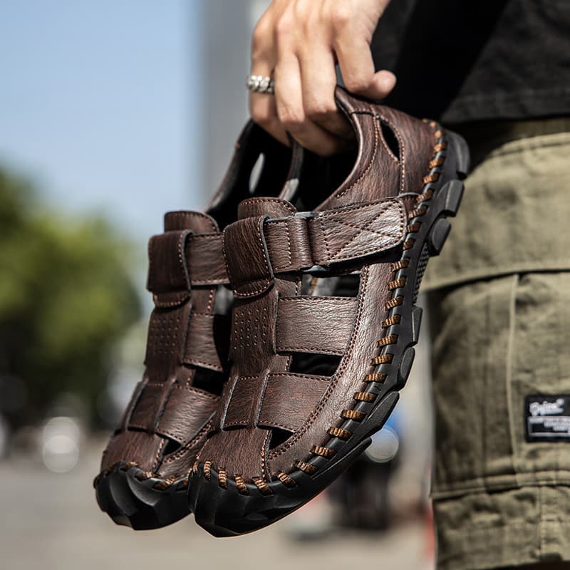 Cross-border Men's Outdoor Genuine Leather Clogs, Summer Large Size Casual Breathable Hollow Beach Sandals [genuine