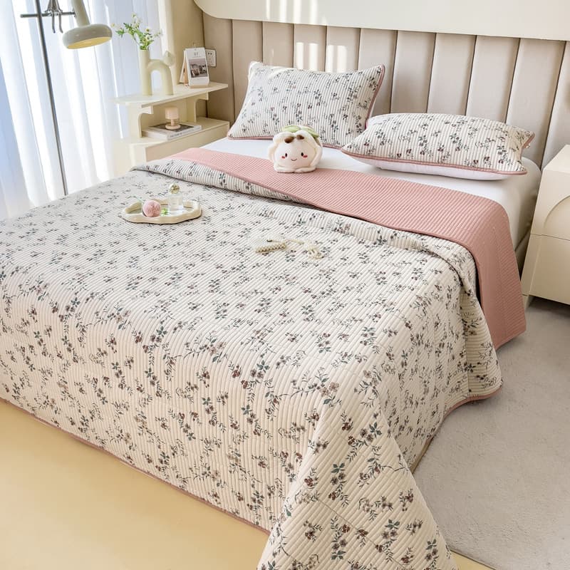 Bedspreads, Lightweight Summer Quilt, Coverlet For All Season - 1 Piece