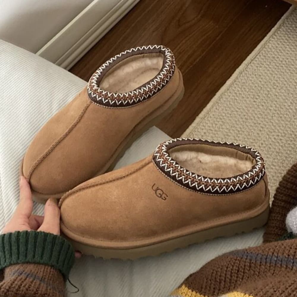 Bottes d'hiver courtes pour femmes style UGG - Bottes de neige confortables en cuir véritable et daim doublées de peau de mouton