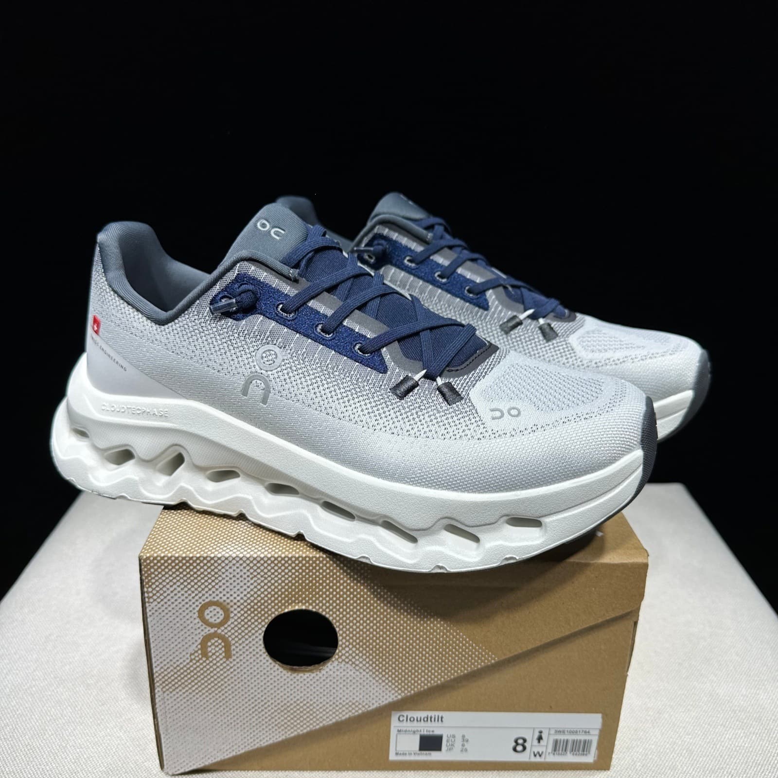 Nouveauté en matière de commerce transfrontalier : chaussures de sport Cloudtilt pour couples (hommes et femmes), légères et amortissantes.