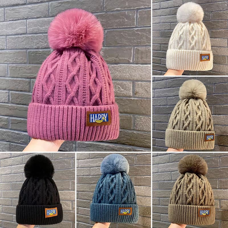 Winter Warme Mode Mützen Gestrickte Hüte Für Frauen Mädchen Faux Pelz Ball Wolle Skullies Caps Stickerei Kalt-Proof Fleece Gefüttert Hut