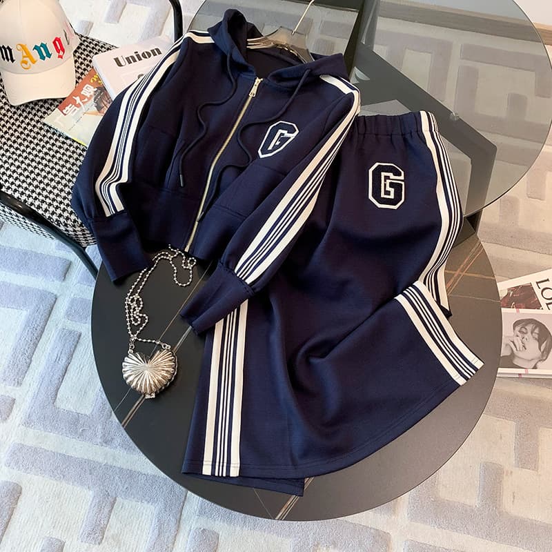 Women's Clothing Versatile sports casual suit for women autumn and winter new short style hooded zipper top jacket sweatshirt two piece suit