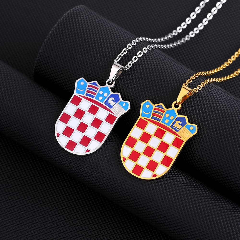 New Style Stainless Steel Croatian Badge Pendant Necklace for Men and Women Couple Geometric Titanium Steel Pendant Necklace Accessories