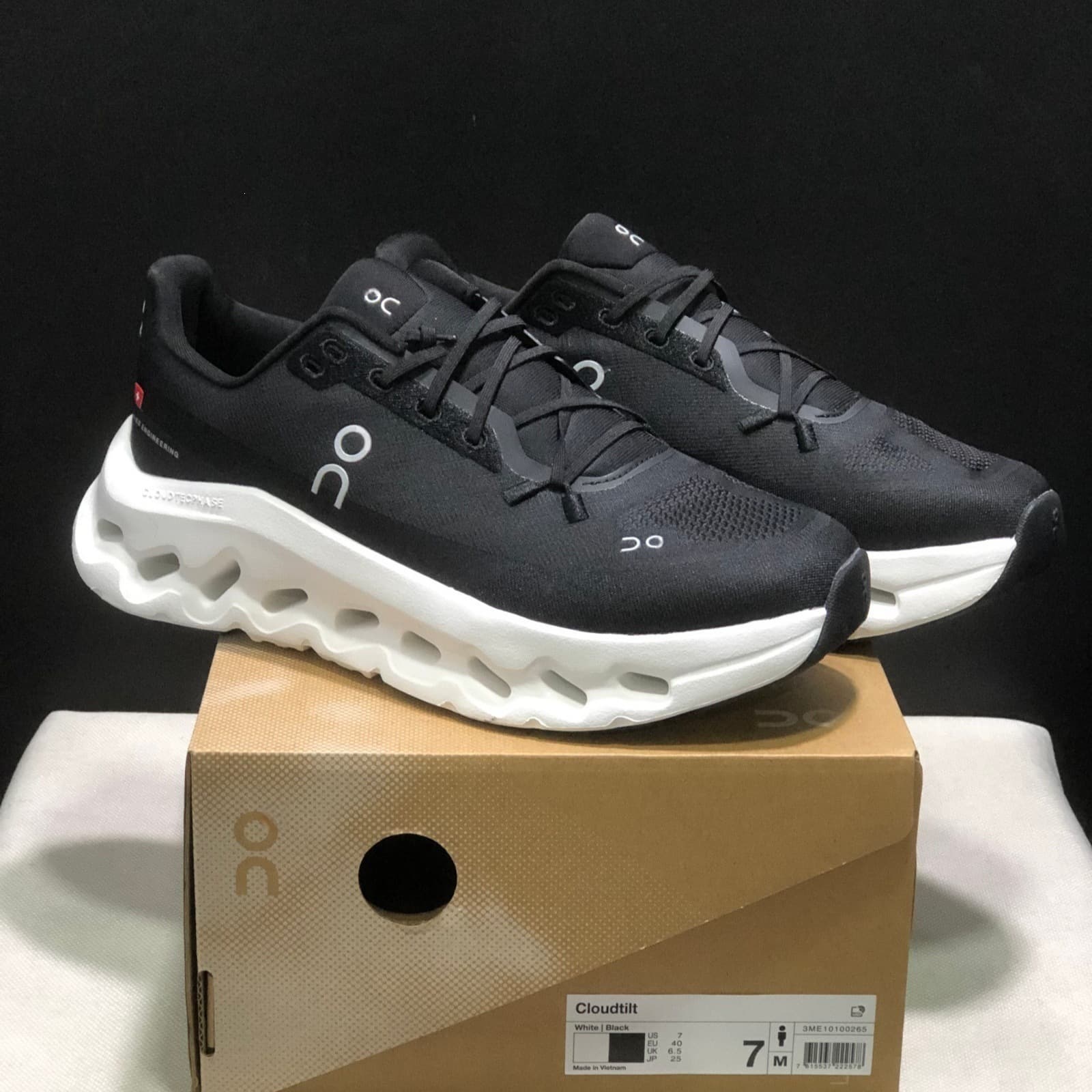 Nouveauté en matière de commerce transfrontalier : chaussures de sport Cloudtilt pour couples (hommes et femmes), légères et amortissantes.