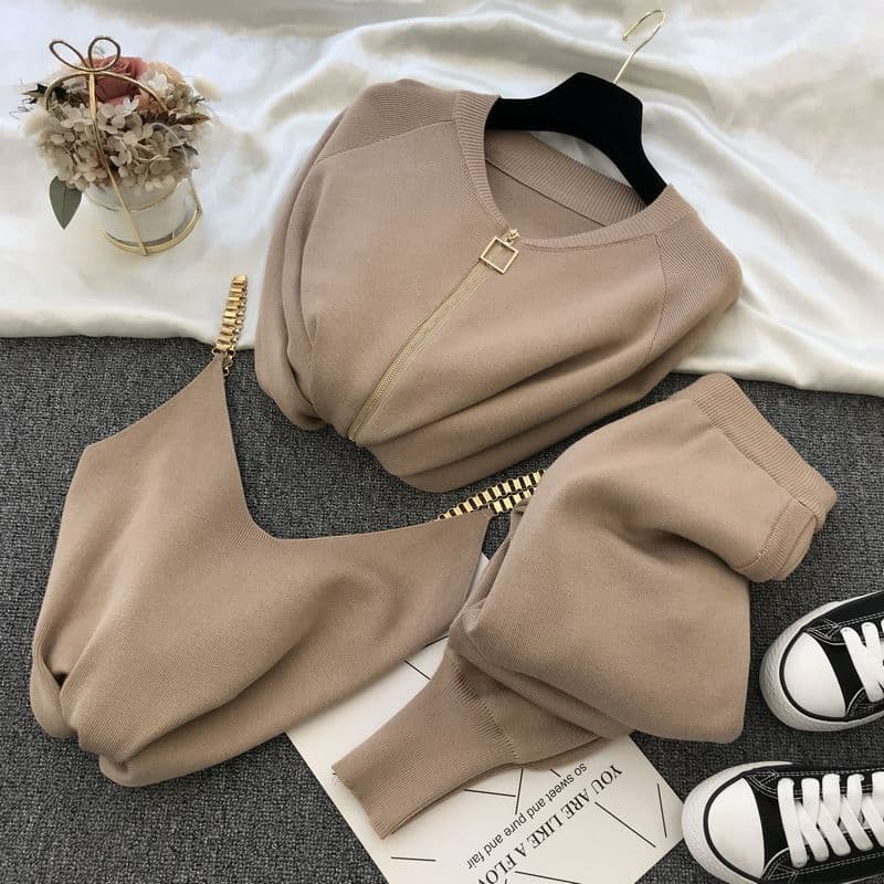 Women's Clothing autumn new style ins sweet temperament chain vest knitted jacket + small foot elastic pants three piece set