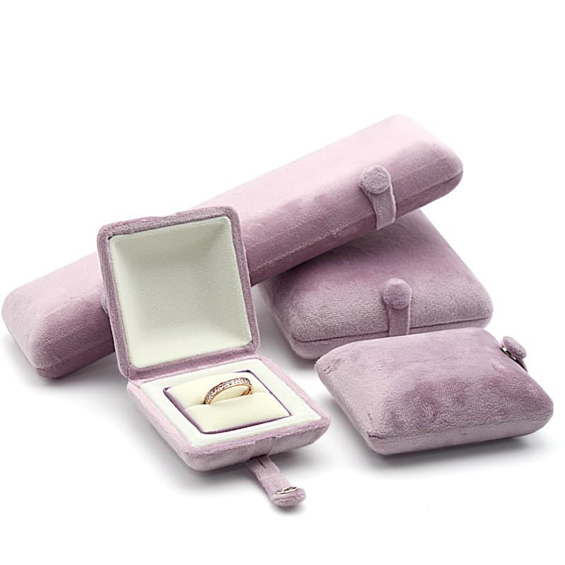 Velvet Jewelry Storage Box - Ring, Earring, Pendant & Long Necklace Organizer With Shell Design​