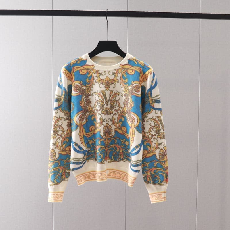 Women's Clothing Retro Abstract Printed Round Neck Long Sleeve Sweater Joker Slim Bottoming Sweater