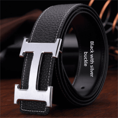 Ceinture classique de luxe pour homme, en cuir véritable de haute qualité avec boucle lisse et inscription.