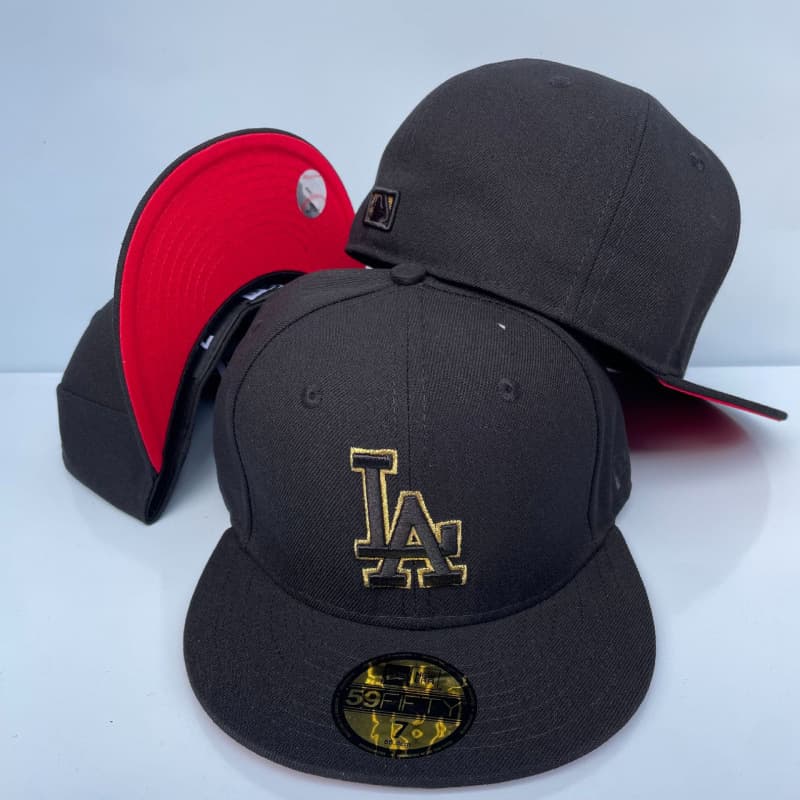 Casquette fermée de baseball brodée de haute qualité, style classique transfrontalier, de la Ligue sportive américaine, avec visière plate.