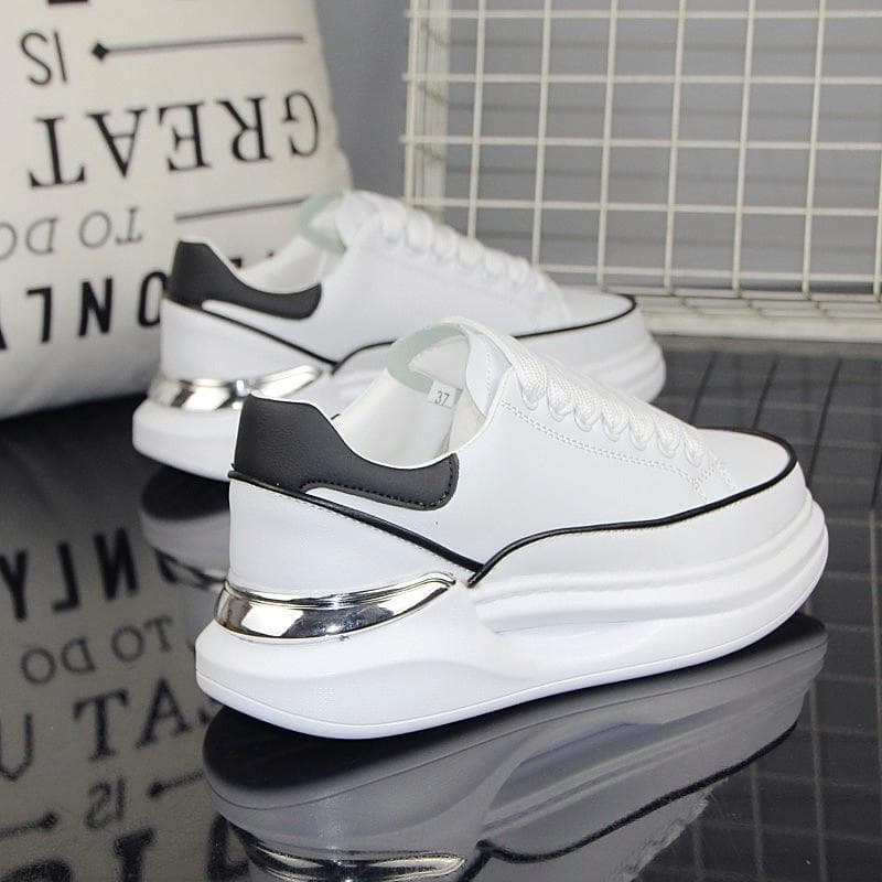 2023 New Casual Trend Versatile Couple Small White Board Men's And Women's Fashion Shoes Thick Sole