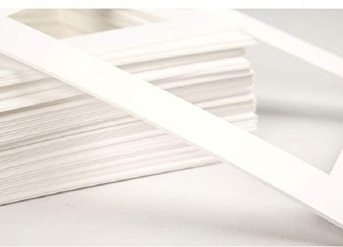 TUKA 5x Passe-Partout DIN A3, Ouverture A4 20,8x29,5cm, Blanc, 1 mm d'épaisseur Passepartout, Sans Acide Résistant au Vieillissement pour l'encadrement Photos Affiches Impressions d'art, TKD9100-A3