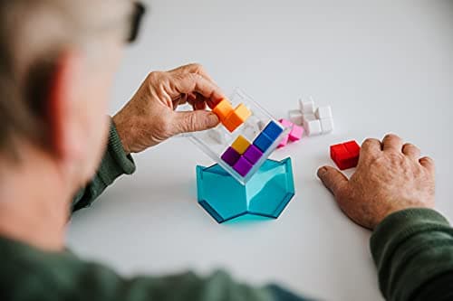 SmartGames - Cubiq - Jeu de Réflexion - Puzzle à Motifs - 3D - 80 Défis de Niveau Facile à Très Difficile - Livret de Solutions Inclus - 1 Joueur - À Partir de 7 Ans