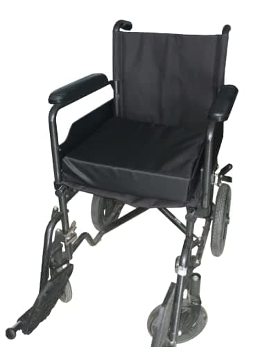 Gar Medical Coussin Anti-escarres à Fentes, Coussin pour Fauteuil Roulant, Coussin Orthopédique pour Coccyx et Lombaire, Housse imperméable et Respirante, Rembourrage en Mousse HR Comfort.