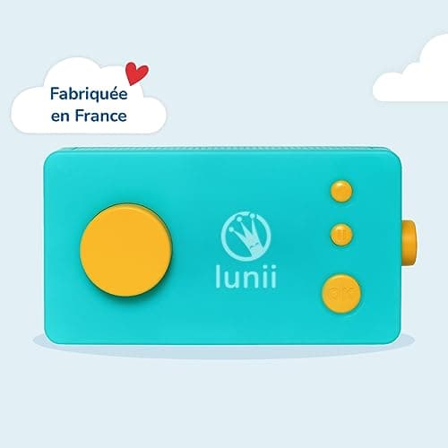 Lunii - Ma Fabrique à Histoires Verte - Conteuse Interactive pour Enfants de 3 à 8 Ans - Inclus Livre Audio de 24 Histoires interactives 2h30 d'écoute - Boîte à Histoires fabriquée en France
