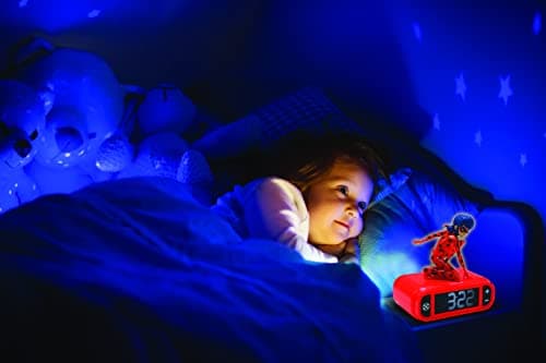 Lexibook Miraculous Ladybug Chat Noir - Réveil Veilleuse, Ladybug Lumineux, Horloge, Réveil pour garçon et Fille, Snooze, Rouge - RL800MI, Taille unique