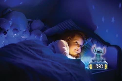 Lexibook, Disney Stitch, Réveil veilleuse Stitch, Personnage lumineux, Choix de 6 alarmes, 6 effets sonores, Ecran LCD rétro-éclairé, Snooze, Bleu, RL800D