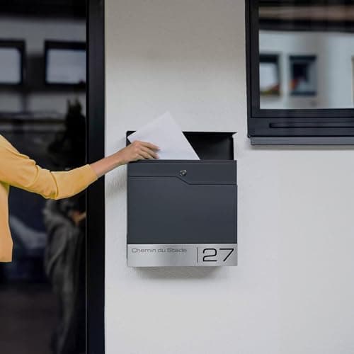 Metzler Boîte aux Lettres Murale avec Porte-nom, Design Moderne avec Compartiment à journaux Anthracite RAL 7016, Personnalisable avec Plaque Nominative en Acier Inoxydable V2A | Modèle Siebert...