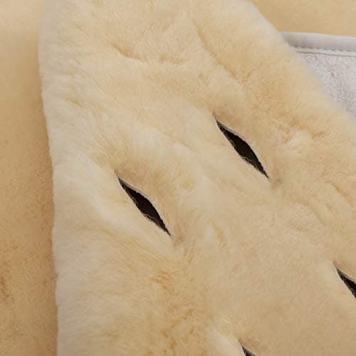 Doublure en peau d’agneau de haute qualité COMFORT de WERNER CHRIST –PREMIUM universelle pour Nacelles, Poussettes, Buggy et Jogger, 100% peau d’agneau en beige, grand confort pour votre bébé