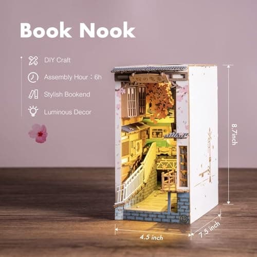 Rolife Sakura Densya DIY Book Nook Modèle Kit Maison Miniature à Construire DIY Maquette Adulte Décoration de Bibliothèque Livre Salon Booknook Puzzle 3D Bois Serre-Livres Diorama (TGB01)