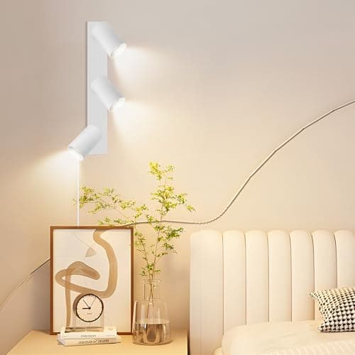 TaFiCo Applique Murale Intérieure avec Prise et Interrupteur 3 Spots - Blanc GU10 Lampe de Chevet Murale Moderne Tourner 350° - Lampe Murale pour Chambre Salon Couloir Peinture Murale - Sans Ampoules