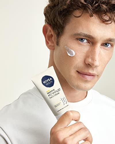 NIVEA MEN MENMALIST Crème visage Sensitive Pro (1 x 75 ml), Soin visage à la texture légère et non-grasse, Soin pour homme convenant à tous les types de peaux