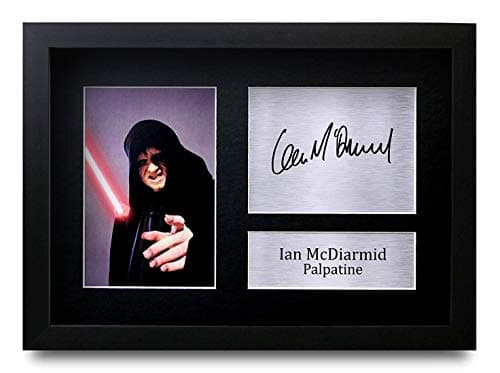 HWC Trading FR A4 Ian McDiarmid Star Wars Palpatine Cadeaux Imprimé Signé Autographe Photo pour les fans de cinéma - A4 Encadré