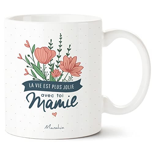 Manahia Mug Cadeau Mamie - La vie est plus jolie avec toi Mamie - Avec Boite Kraft - 330 mL, Céramique - Imprimé en France - Tasse Annonce Mamie - Noël, Anniversaire, Fête des Grands-Mères
