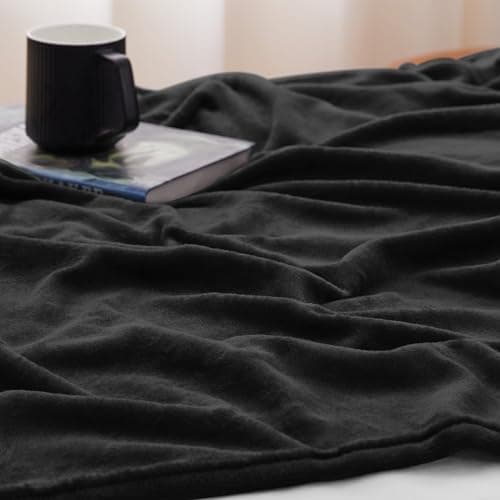 WAVVE Plaid Couverture Polaire Flanelle en Microfibre, Jeté de Canapé 230x270 Noir, Couverture lit Jete de Canape 2 Personnes, Plaid Fourrure Grand Chaud et Doux en Peluche, 270x230