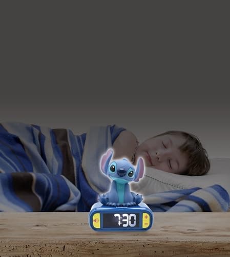 Lexibook, Disney Stitch, Réveil veilleuse Stitch, Personnage lumineux, Choix de 6 alarmes, 6 effets sonores, Ecran LCD rétro-éclairé, Snooze, Bleu, RL800D