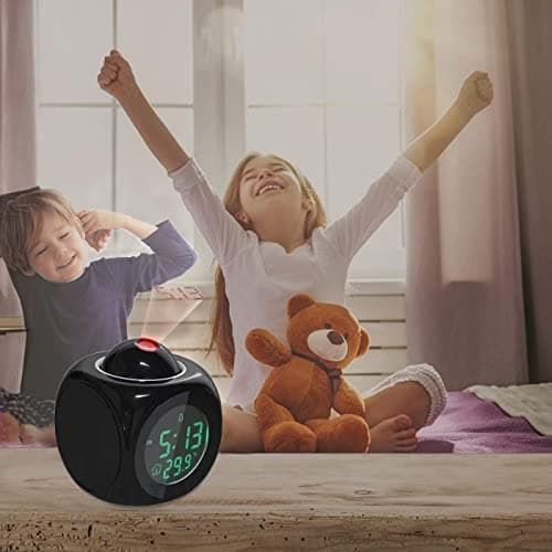 Kaishuai Reveil Réveil numérique Reveil projecteur,Fonction Snooze,Port de Charge USB,Noir Réveil à Projection Numérique