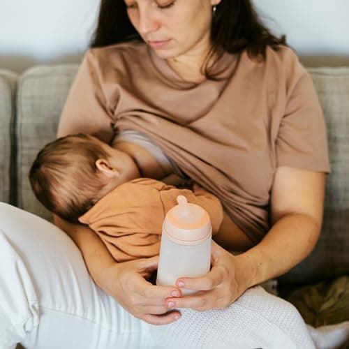 Suavinex, Biberon Anti Colique Zero Zero, avec Tétine Débit Lent (S), pour Bébés +0 Mois, Biberon Nouveau-né, Idéal pour l'Allaitement Mixte, Tétine Imitant le Sein, 180 ml