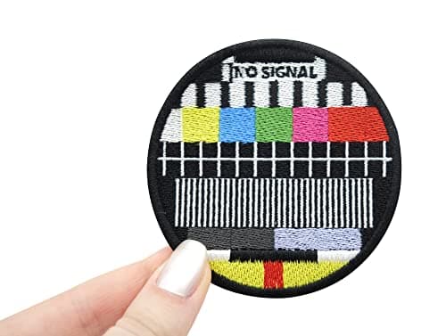 Finally Home Écusson Thermocollant | Motif TV rétro sans signal | Patch à coller au fer à repasser ou à coudre | Pièce de décoration ou réparation pour vêtement, jean, sac, pantalon, veste