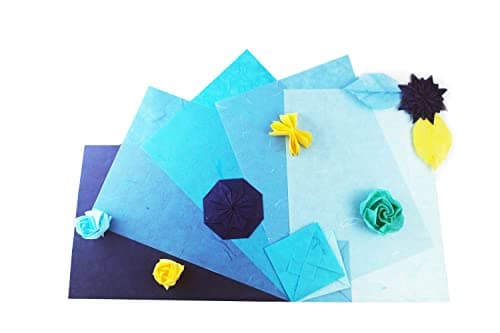Lot de 50 feuilles de papier de mûrier - Couleurs unies - Motif origami - Fait à la main - Pour fabrication de cartes japonaises - Bleu