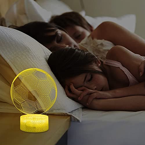 Football Veilleuse LED 3D Lampe Optique Illusion Veilleuse Enfant Lampe de Nuit pour Chambre Chevet Table avec 16 Couleurs et Télécommande Cadeau de Football pour Garçons Filles(Base Fissurée)