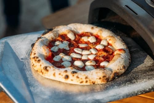 Ooni pelle à pizza 30cm – Pelle à pizza à long manche en aluminium super lisse – Pelle légère pour tourner les pizzas, Accessoires pour four à pizza d'extérieur