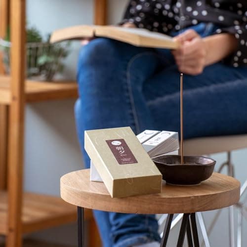 Asayu Japan Bâtons Encens Japonais Traditionnels Set Réflexion, Parfums Patchouli et Oliban, Qualité Naturelle Fabriqué au Japon, Ensemble Varié pour Détente et Yoga