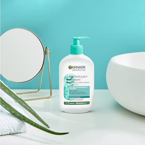 GARNIER Skin Active - Gel Nettoyant Apaisant - pH Neutre - Élimine Maquillage & Impuretés - Hydrate & Repulpe - Enrichi En Aloe Vera, Glycérine & Acide Hyaluronique - Vegan & Cruelty Free - 250 ml