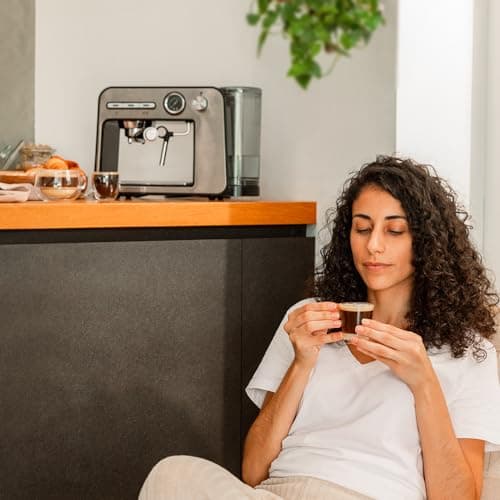 Cecotec Cafetière espresso Power Espresso 20 Square Pro, 1450 W, 20 bars, Thermoblock, Vaporisateur, 2 tasses de café, Réservoir d'eau amovible de 1 litre, Plaque chauffe-tasses.