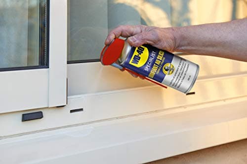 WD-40 Specialist • Lubrifiant Au Silicone • Spray Double Position • Formule Propre • Isolation contre l'humidité • Comptatible tous métaux, plastiques, caoutchoucs et bois • 400Ml