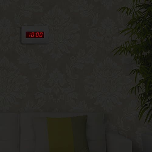 Timegyro Silent LED numérique Wall Clock Night Lights réveil Batterie utilisée Uniquement, Les Piles alcalines alcalines 4pcs Peuvent Continuer à fonctionner Pendant Plus de 12 Mois. (Blanc)