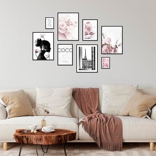 ARTFAVES® Ensemble d'affiches decoration murale - COCO - 8 poster moderne - Salon et chambre Rose, mode, rose, rose, glamour, style de vie, fleurs, parfum, fille - avec cadres noirs