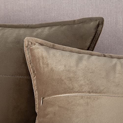 Madizz Lot de 2 Doux Velours Décoratif Housses de Coussin Luxe Style pour canapé Chambre Marron 45x45 cm