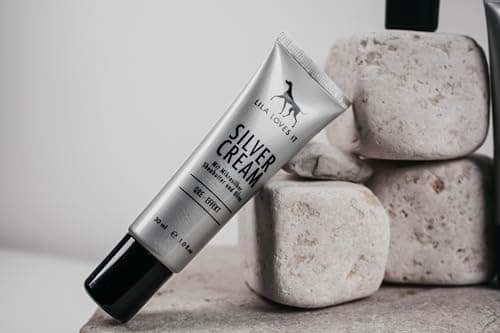 Lila Loves IT Creme d'argent pour Chiens - Soins aigus à l'aloe Vera, au Beurre de karité et au microargent, apaise et soigne intensivement la Peau irritée des Chiens, CRÈME D’Argent, 30 ML